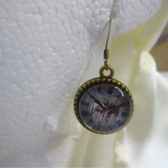 Horse Earrings - Picture 1 of 4